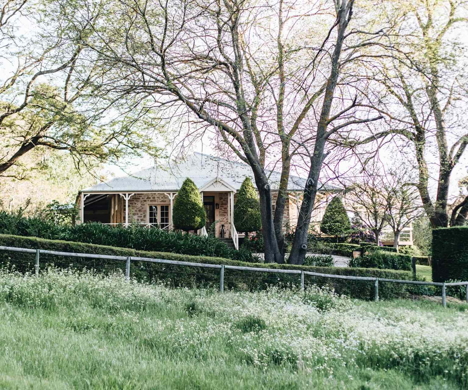 Adelaide Hills building and renovation trades – Mount Barker country home and garden